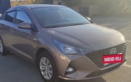 Hyundai Solaris II рестайлинг, 2020 год, 1 450 000 рублей, 9 фотография