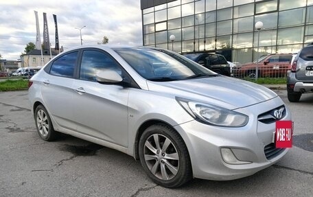 Hyundai Solaris II рестайлинг, 2011 год, 579 000 рублей, 2 фотография