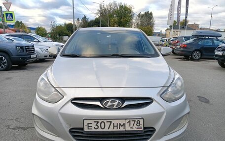 Hyundai Solaris II рестайлинг, 2011 год, 579 000 рублей, 5 фотография