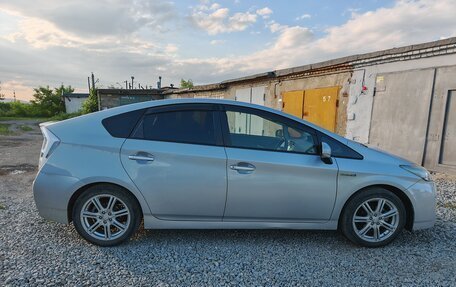 Toyota Prius, 2010 год, 850 000 рублей, 1 фотография