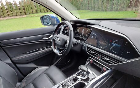 Geely Tugella FY11, 2022 год, 2 750 000 рублей, 10 фотография