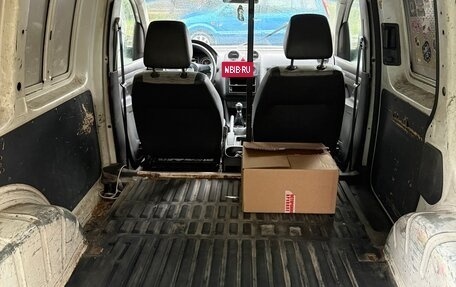 Volkswagen Caddy III рестайлинг, 2011 год, 630 000 рублей, 9 фотография