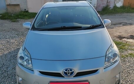Toyota Prius, 2010 год, 850 000 рублей, 4 фотография