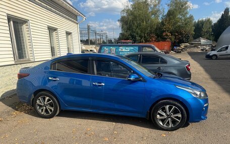 KIA Rio IV, 2018 год, 1 499 000 рублей, 2 фотография