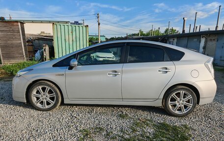 Toyota Prius, 2010 год, 850 000 рублей, 2 фотография