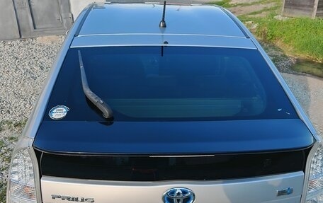 Toyota Prius, 2010 год, 850 000 рублей, 5 фотография