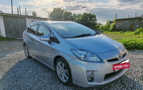 Toyota Prius, 2010 год, 850 000 рублей, 10 фотография