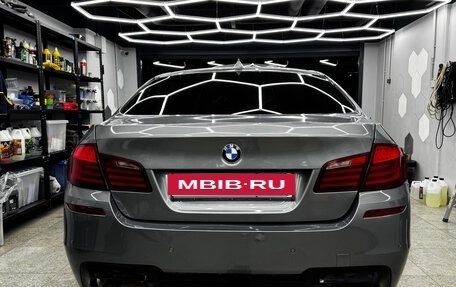 BMW 5 серия, 2012 год, 1 600 000 рублей, 3 фотография