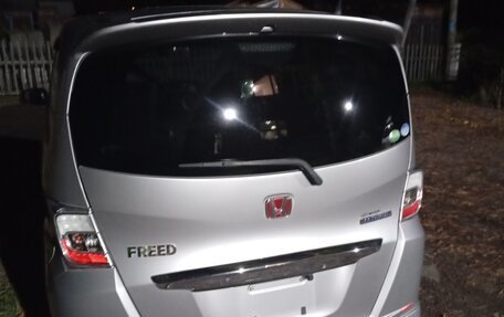 Honda Freed I, 2012 год, 1 100 000 рублей, 3 фотография
