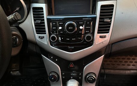 Chevrolet Cruze II, 2012 год, 450 000 рублей, 7 фотография