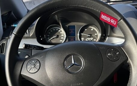 Mercedes-Benz Viano, 2011 год, 1 678 000 рублей, 2 фотография