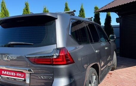 Lexus LX III, 2016 год, 7 700 000 рублей, 7 фотография