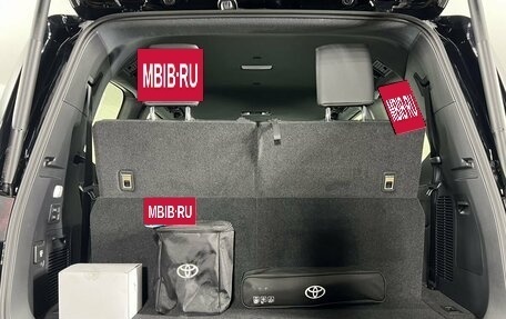 Toyota Land Cruiser, 2024 год, 13 990 000 рублей, 28 фотография
