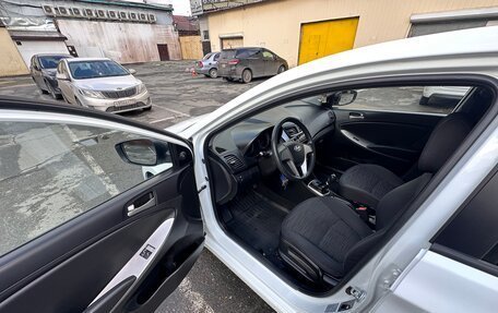 Hyundai Solaris II рестайлинг, 2015 год, 700 000 рублей, 7 фотография