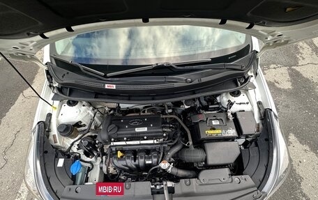 Hyundai Solaris II рестайлинг, 2015 год, 700 000 рублей, 11 фотография