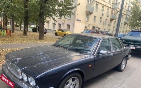 Jaguar XJ III (X350), 1994 год, 2 500 000 рублей, 15 фотография