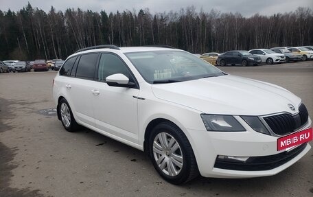 Skoda Octavia, 2019 год, 1 200 000 рублей, 11 фотография