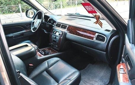 Chevrolet Tahoe III, 2013 год, 2 280 000 рублей, 11 фотография