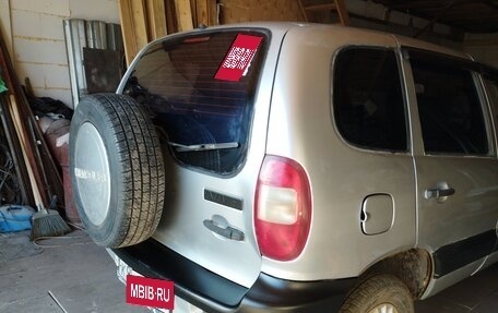 Chevrolet Niva I рестайлинг, 2004 год, 280 000 рублей, 6 фотография