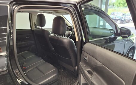 Mitsubishi Outlander III рестайлинг 3, 2016 год, 2 310 000 рублей, 22 фотография