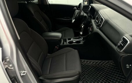KIA Sportage IV рестайлинг, 2018 год, 2 050 000 рублей, 11 фотография