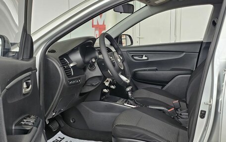 KIA Rio IV, 2019 год, 1 729 000 рублей, 10 фотография