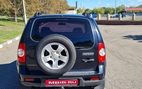 Chevrolet Niva I рестайлинг, 2012 год, 580 000 рублей, 4 фотография