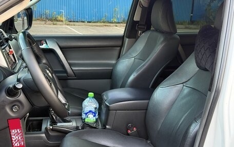 Toyota Land Cruiser Prado 150 рестайлинг 2, 2011 год, 2 700 000 рублей, 10 фотография