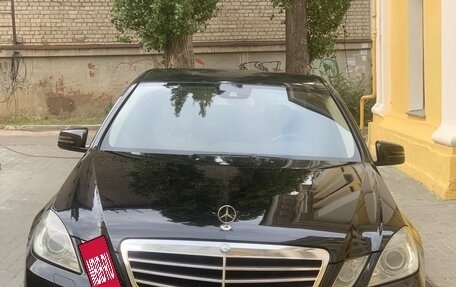Mercedes-Benz E-Класс, 2012 год, 1 280 000 рублей, 2 фотография