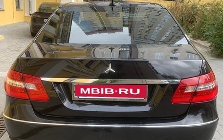 Mercedes-Benz E-Класс, 2012 год, 1 280 000 рублей, 3 фотография