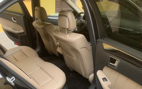 Mercedes-Benz E-Класс, 2012 год, 1 280 000 рублей, 9 фотография