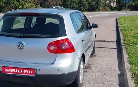 Volkswagen Golf V, 2004 год, 500 000 рублей, 3 фотография