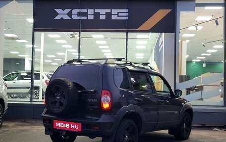 Chevrolet Niva I рестайлинг, 2017 год, 709 000 рублей, 6 фотография