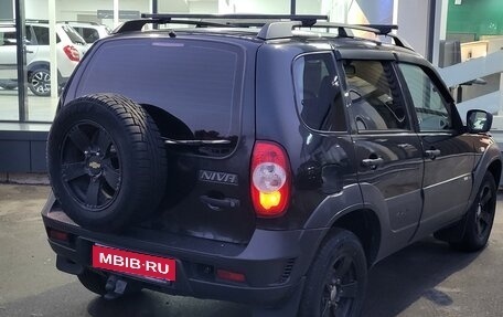 Chevrolet Niva I рестайлинг, 2017 год, 709 000 рублей, 7 фотография