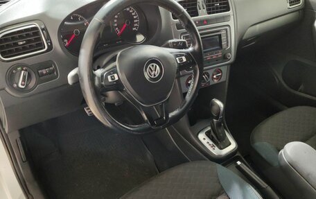 Volkswagen Polo VI (EU Market), 2016 год, 520 000 рублей, 12 фотография