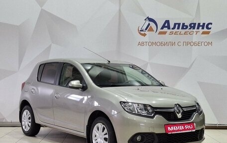 Renault Sandero II рестайлинг, 2015 год, 890 000 рублей, 1 фотография