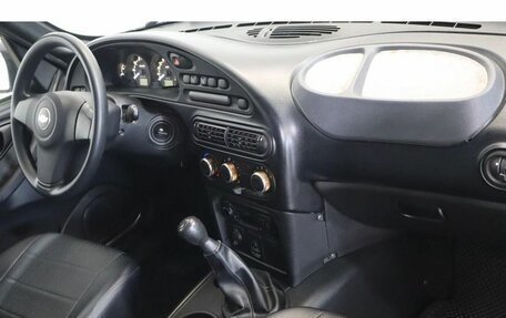 Chevrolet Niva I рестайлинг, 2017 год, 799 000 рублей, 5 фотография