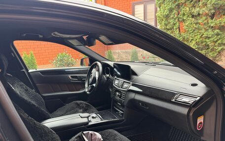 Mercedes-Benz E-Класс, 2011 год, 1 660 000 рублей, 13 фотография