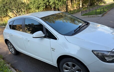 Opel Astra J, 2014 год, 850 000 рублей, 5 фотография