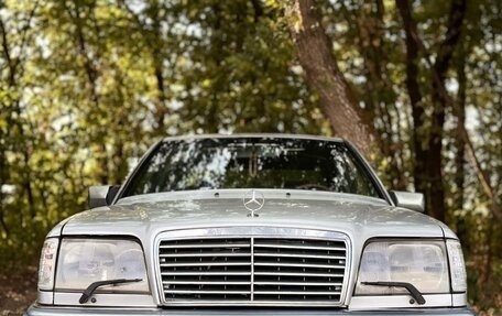 Mercedes-Benz E-Класс, 1995 год, 390 000 рублей, 6 фотография