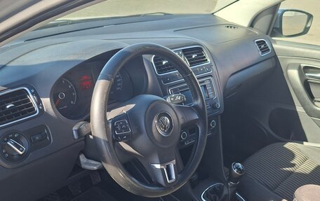 Volkswagen Polo VI (EU Market), 2013 год, 770 000 рублей, 10 фотография