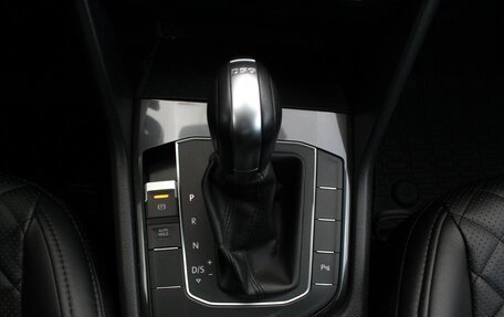 Volkswagen Tiguan II, 2017 год, 1 990 000 рублей, 17 фотография
