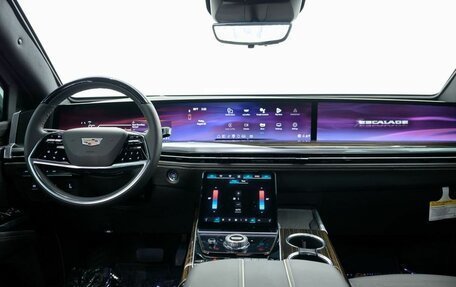 Cadillac Escalade V, 2025 год, 33 900 000 рублей, 4 фотография