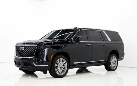 Cadillac Escalade V, 2025 год, 33 900 000 рублей, 7 фотография