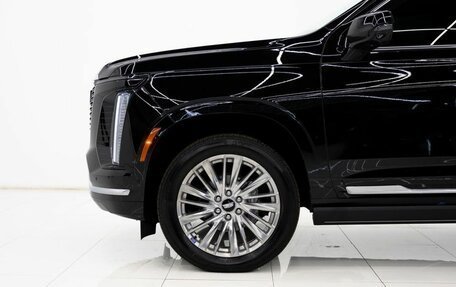 Cadillac Escalade V, 2025 год, 33 900 000 рублей, 16 фотография