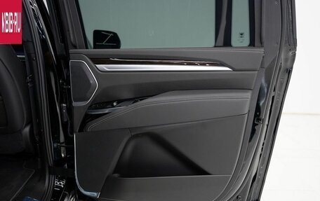 Cadillac Escalade V, 2025 год, 33 900 000 рублей, 21 фотография