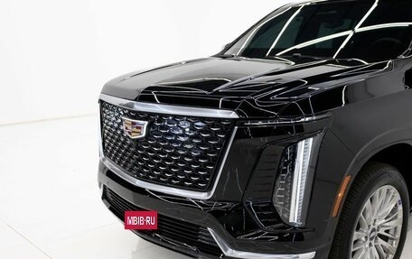 Cadillac Escalade V, 2025 год, 33 900 000 рублей, 3 фотография