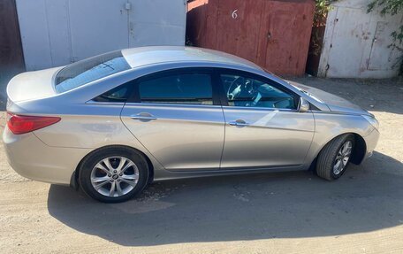 Hyundai Sonata VI, 2010 год, 1 200 000 рублей, 2 фотография