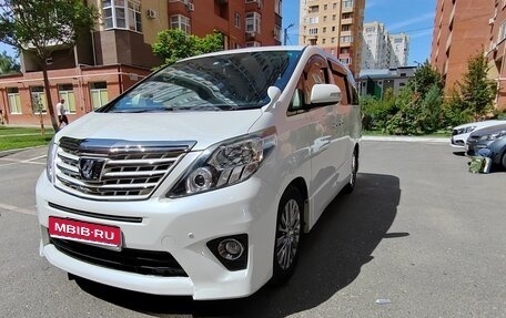 Toyota Alphard III, 2013 год, 2 700 000 рублей, 1 фотография