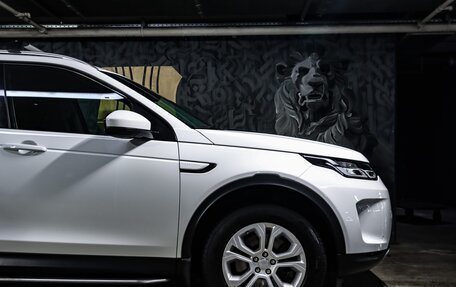 Land Rover Discovery Sport I рестайлинг, 2019 год, 3 300 000 рублей, 7 фотография